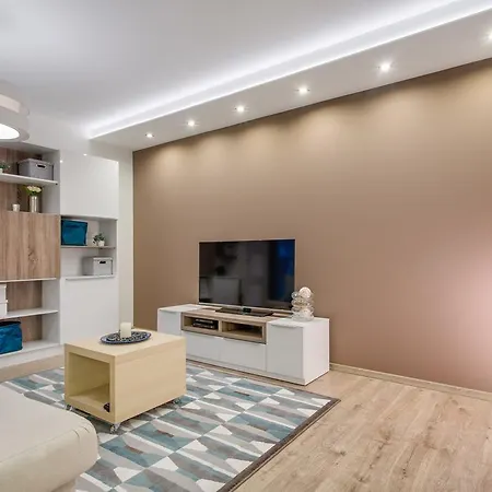 New Exclusive Vip Apartment